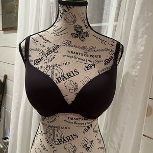 Skims size 34DD Women's Black Bra, GUC, adjustable straps, not padded